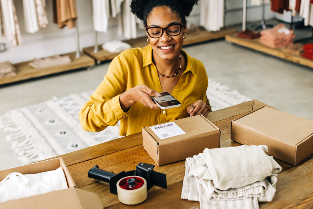 Iconex labels for e-commerce growth
